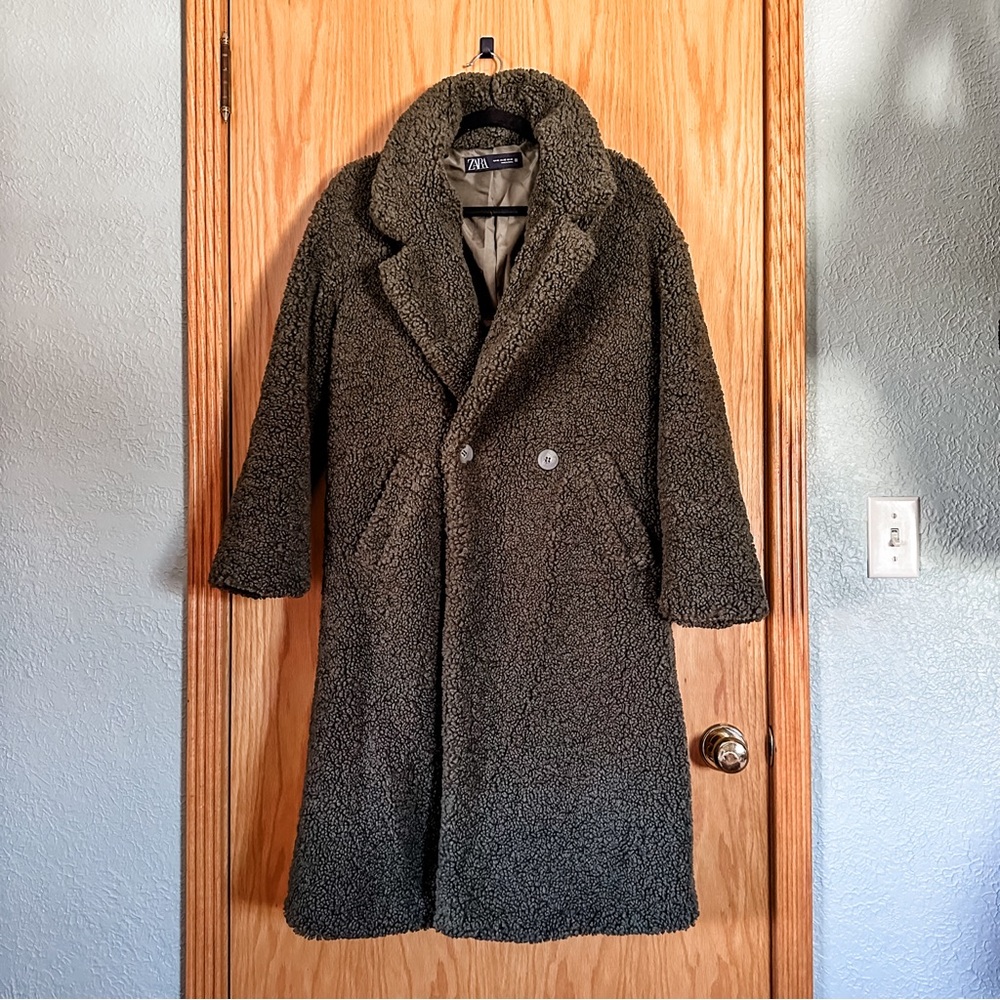 NWOT [zara] olive teddy coat